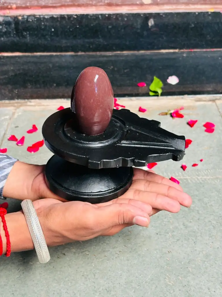 3 Inch Swayambhu Narmadeshwar shivling With Damru Jaladhari