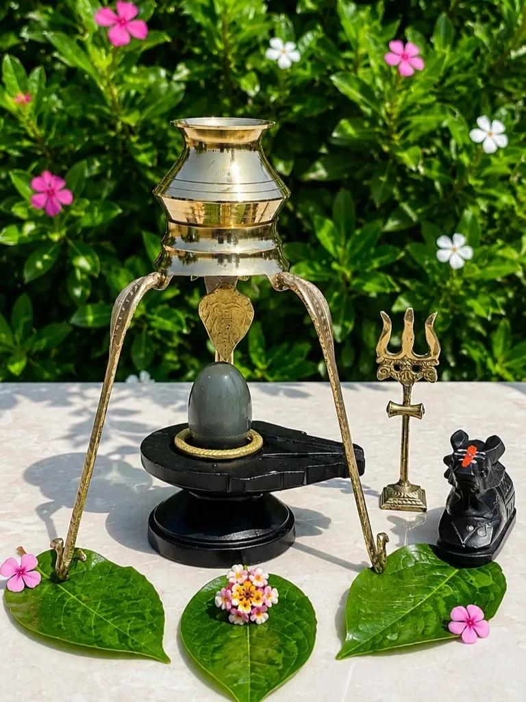 Neelkanth 2 Inch Narmadeshwar shivling Full Set Including All Items in photo