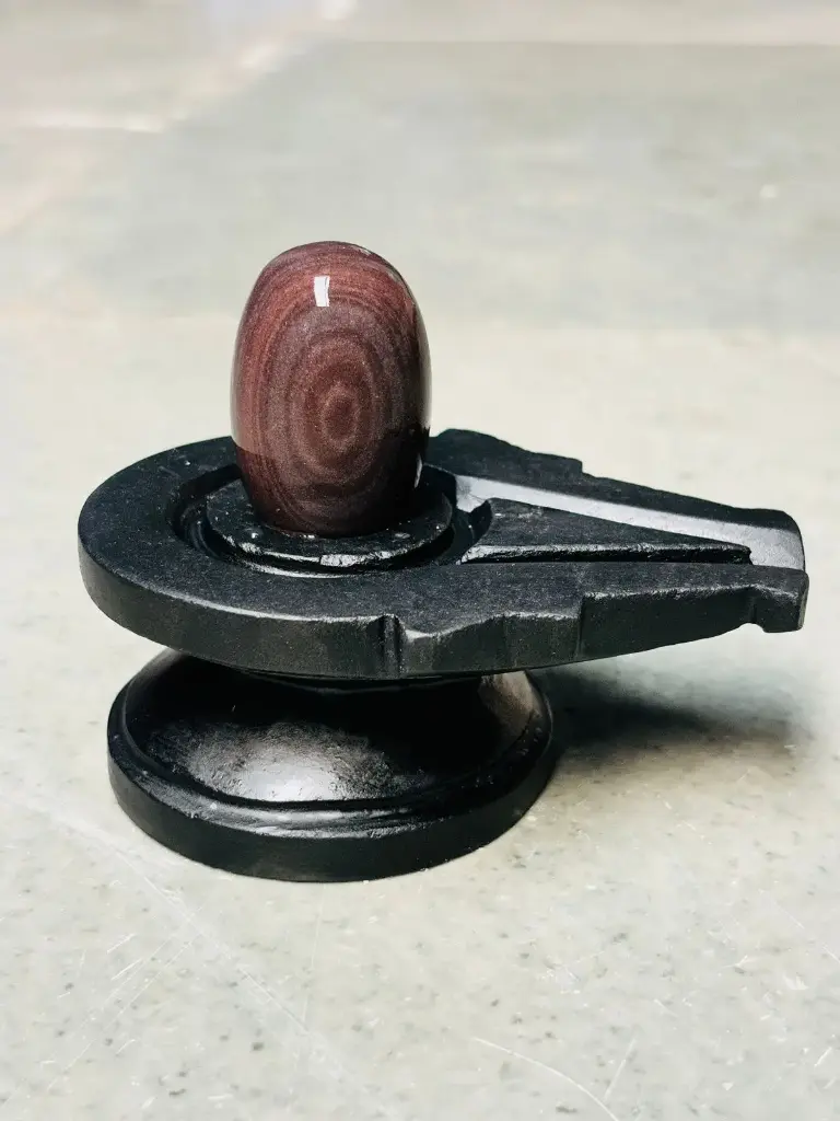 2 Inch Mahamrityunjay Narmadeshwar Shivling with Damru Jaladhari || Ideal Narmadeshwar Shivling for Home