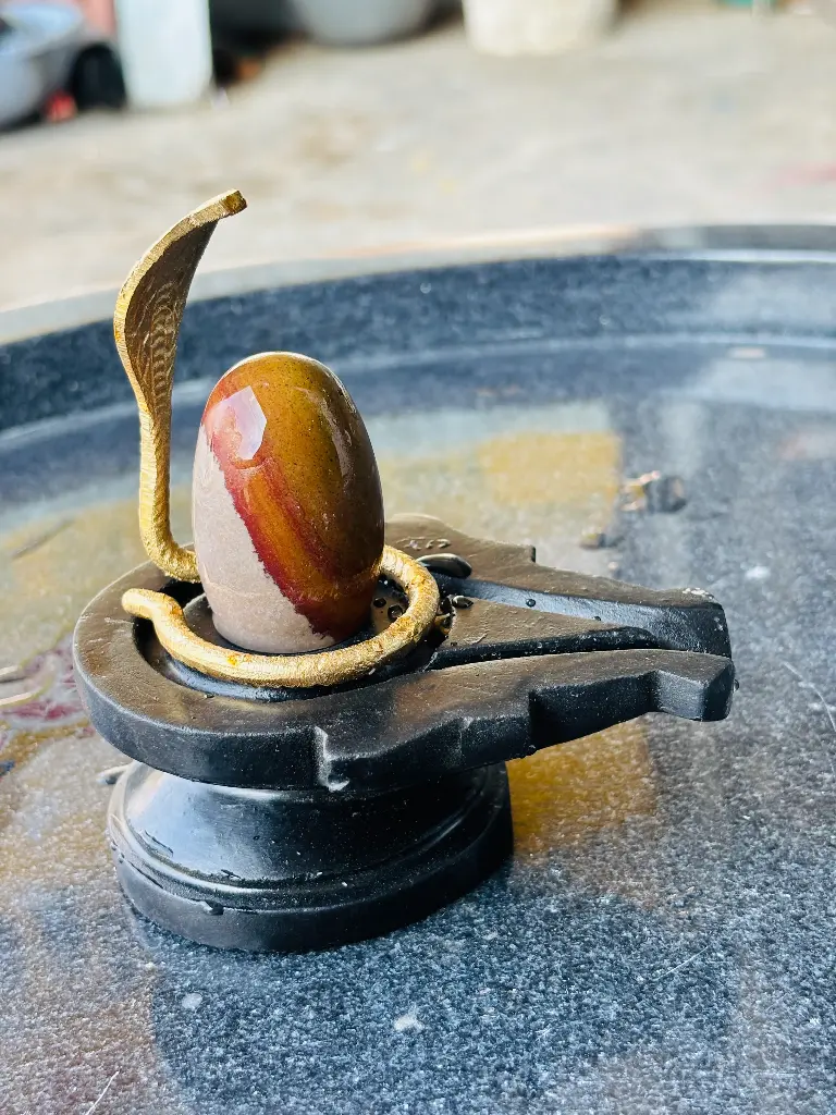 Narmadeshwar shivling for home and offic