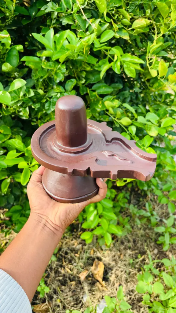 Akhand Swayambhu shivling