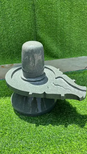 6 Inch Nilkanth Narmadeshwar Shivling With Ashok Sundari