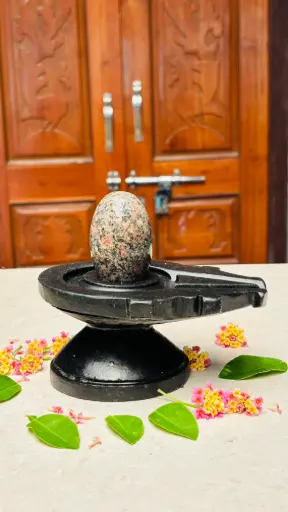 Peace & Harmony Shivling – Calming Presence for Homes & Offices